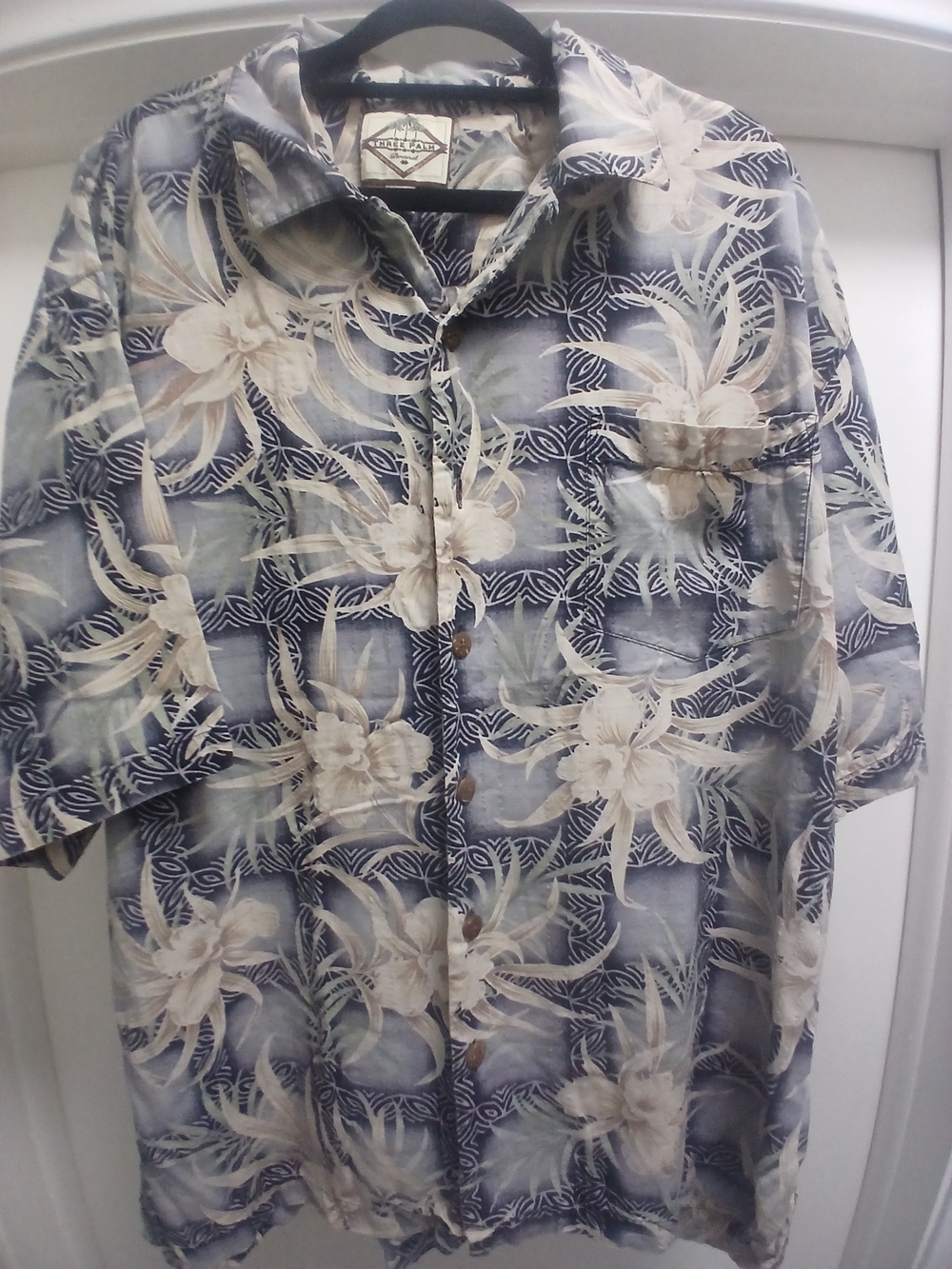 Three Plams Vintage Hawaiian Aloha Floral Button Up